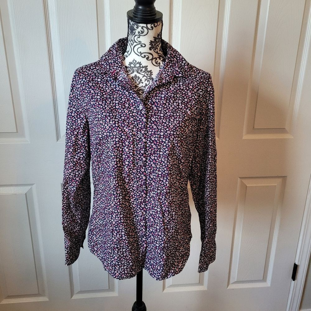 Talbots red, white‎ and blue floral button up shirt